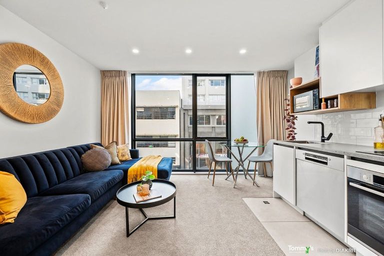 Photo of property in 203/212 Willis Street, Te Aro, Wellington, 6011