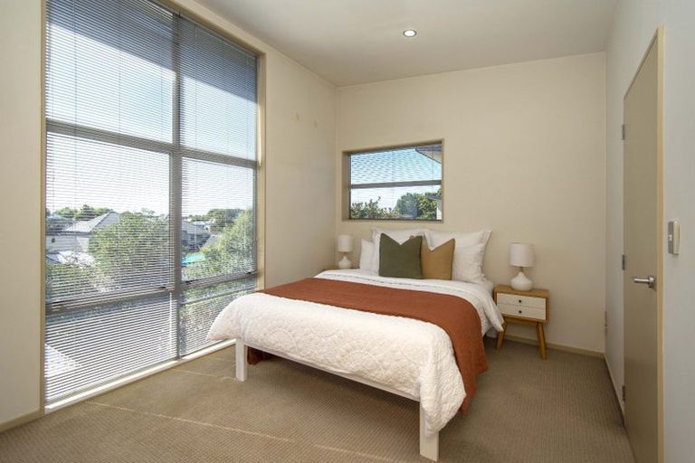 Photo of property in 4/54 Champion Street, Edgeware, Christchurch, 8013