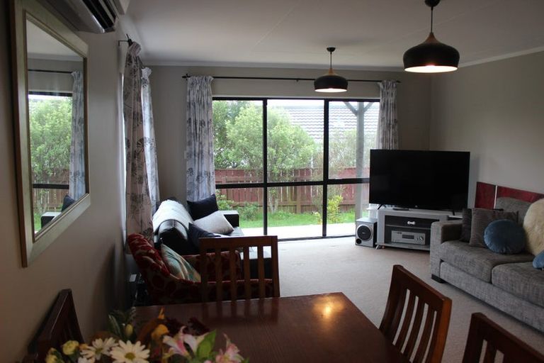 Photo of property in 94 Arawhata Street, Ranui, Porirua, 5024