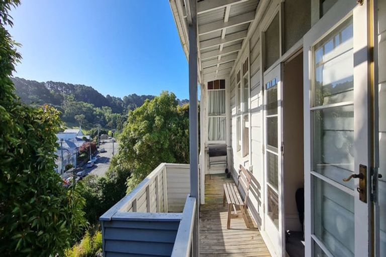 Photo of property in 111 Hamilton Road, Hataitai, Wellington, 6021