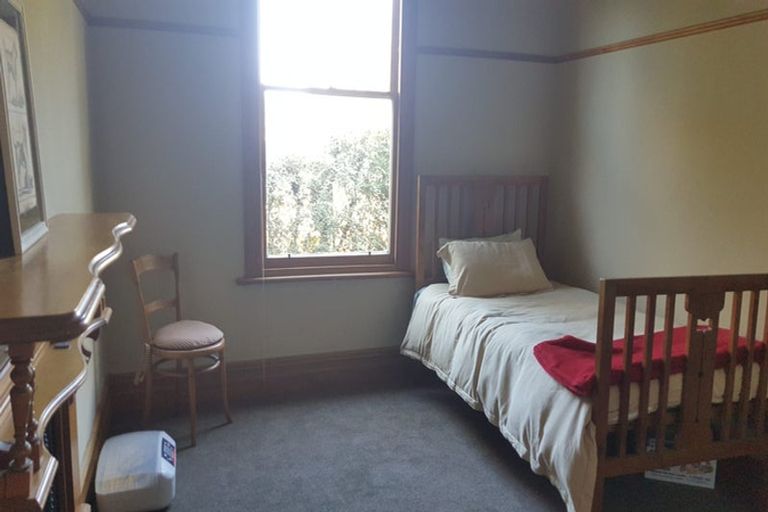 Photo of property in 28 Motu Street, Saint Clair, Dunedin, 9012