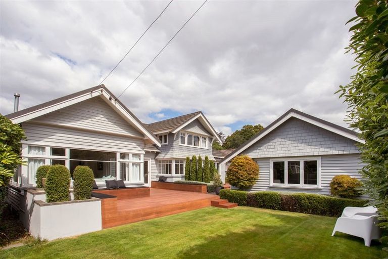 Photo of property in 59 Kotare Street, Fendalton, Christchurch, 8041