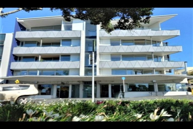 Photo of property in 401/15 Rawene Road, Birkenhead, Auckland, 0626