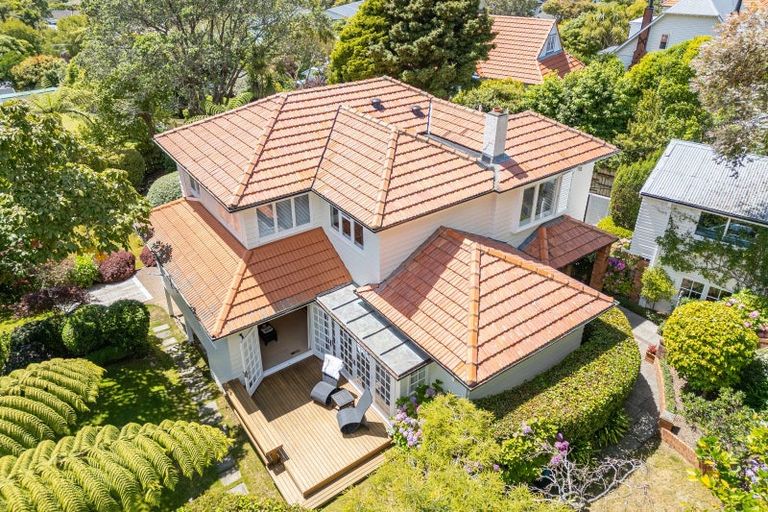 Photo of property in 22 Woodmancote Road, Khandallah, Wellington, 6035