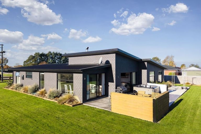 Photo of property in 27 Edinburgh Street, Waimate, 7924