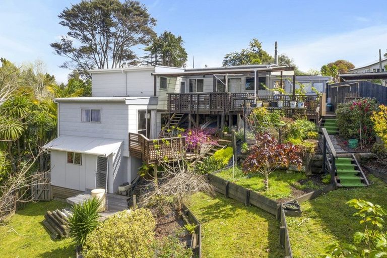 Photo of property in 36 Glendale Road, Glen Eden, Auckland, 0602