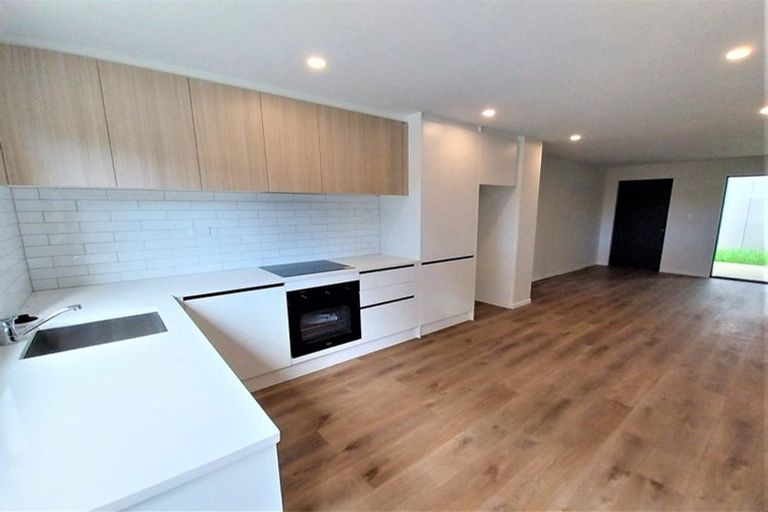 Photo of property in 10 Whai Hua Lane, Mangere Bridge, Auckland, 2022