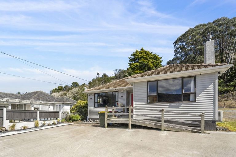 Photo of property in 10 Dover Road, Wainuiomata, Lower Hutt, 5014