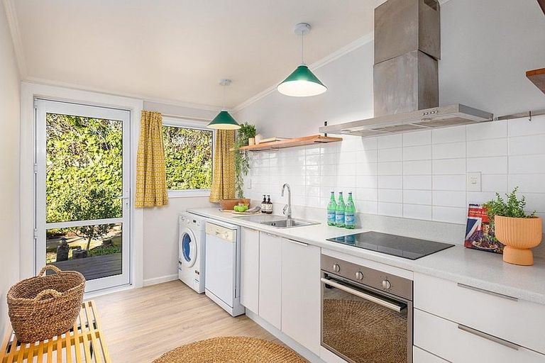 Photo of property in 131 Hawke Street, New Brighton, Christchurch, 8083