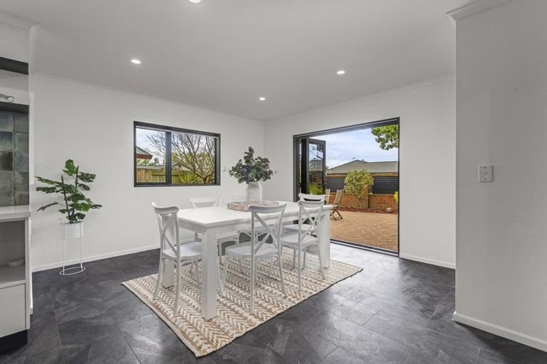 Photo of property in 7 Strachan Way, Highbury, Palmerston North, 4412