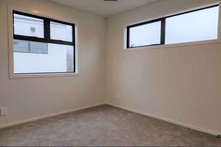 Photo of property in 2/338 Oxford Terrace, Avalon, Lower Hutt, 5011