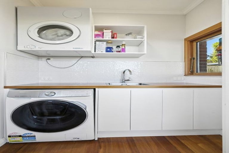 Photo of property in 69 Jeffery Street, Andersons Bay, Dunedin, 9013