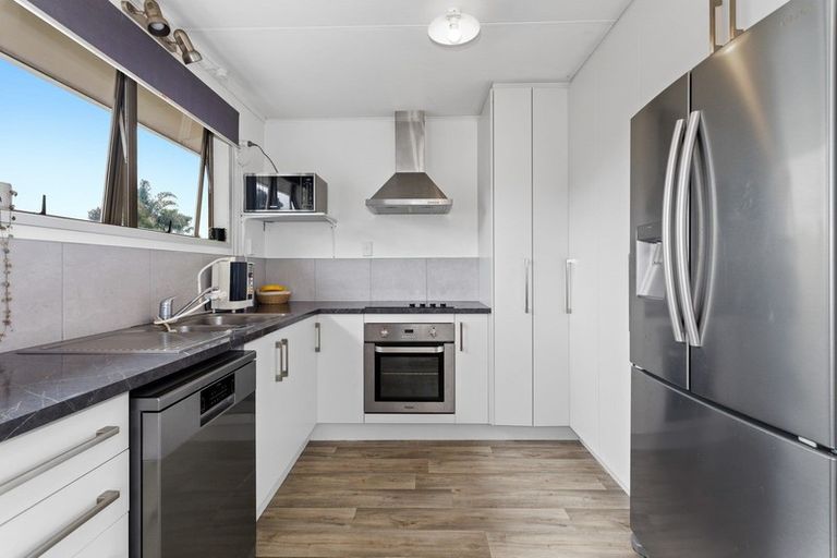 Photo of property in 15 Matipo Place, Edgecumbe, 3120