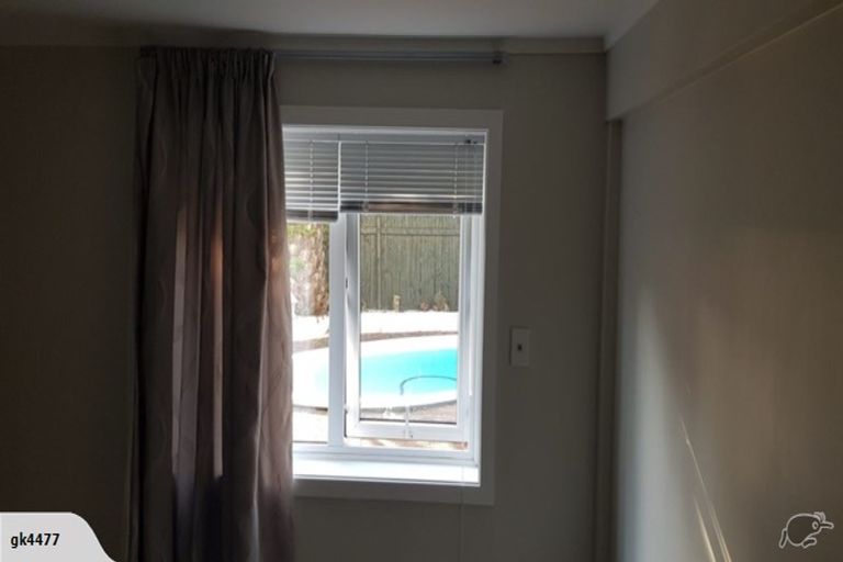 Photo of property in 1/224 Forrest Hill Road, Forrest Hill, Auckland, 0620