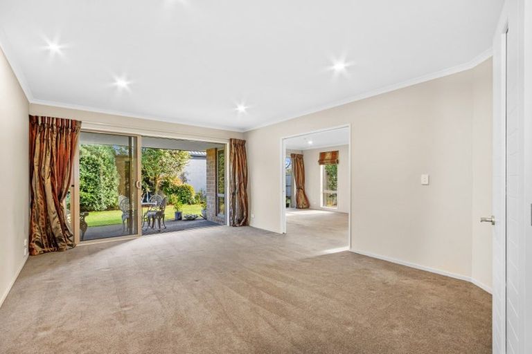 Photo of property in 1 Campion Place, Halswell, Christchurch, 8025