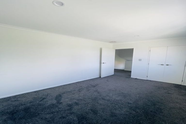 Photo of property in 32b Edinburgh Avenue, Rosehill, Papakura, 2113