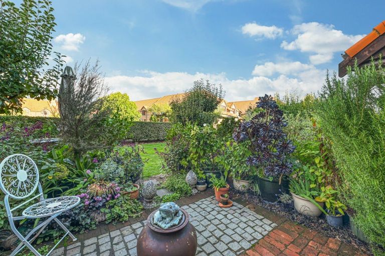 Photo of property in 4/6 Quiet Woman Way, Monaco, Nelson, 7011