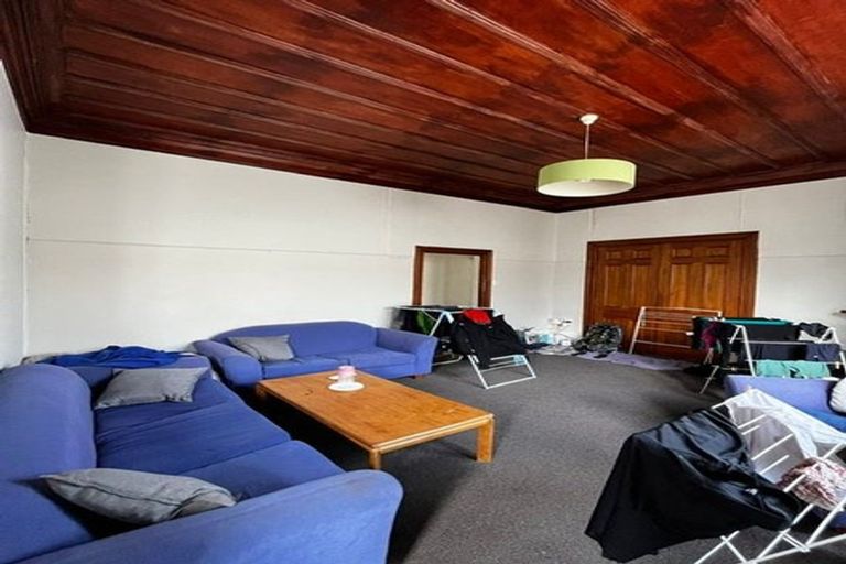 Photo of property in 121 Cook Street, West End, Palmerston North, 4410