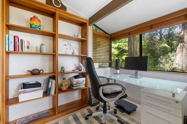 Photo of property in 126a Cheviot Road, Lowry Bay, Lower Hutt, 5013