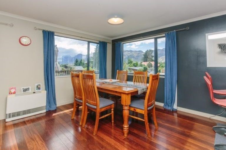 Photo of property in 15 Drake Place, Lake Hawea, Wanaka, 9382