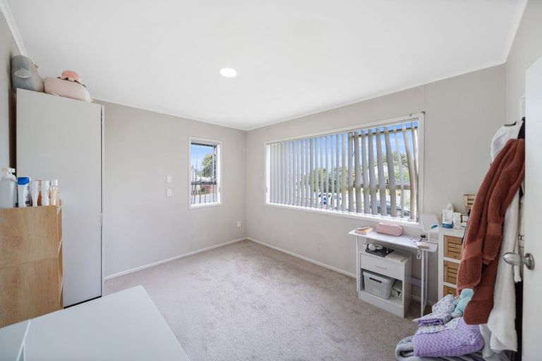 Photo of property in 3 Ilford Crescent, Mangere, Auckland, 2022