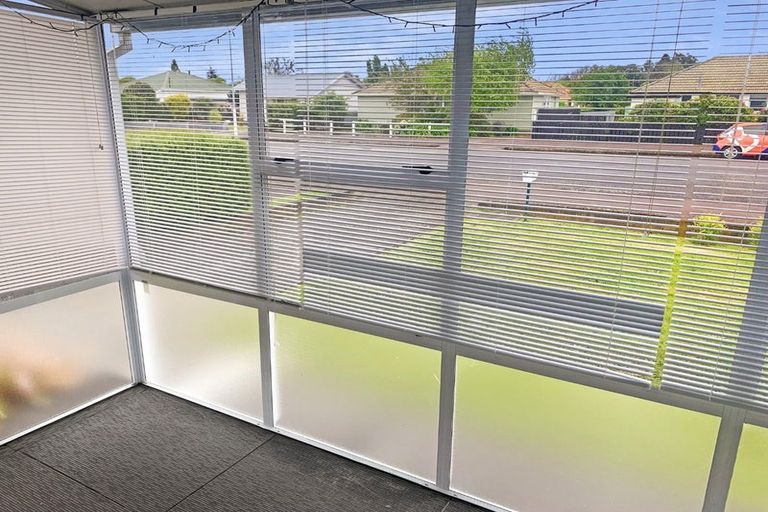 Photo of property in 54 Tennyson Street, Dannevirke, 4930