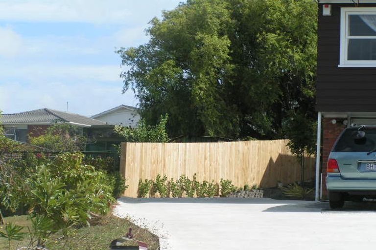 Photo of property in 6a Kennedy Avenue, Forrest Hill, Auckland, 0620