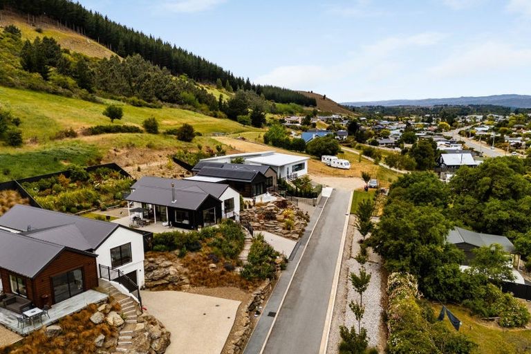 Photo of property in 28 Naylor Street, Clyde, 9330