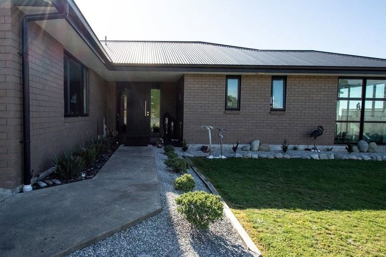 Photo of property in 10 Takutai Terrace, Ruatapu, 7883