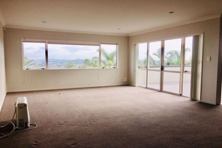 Photo of property in 51 Westerham Drive, Dannemora, Auckland, 2016