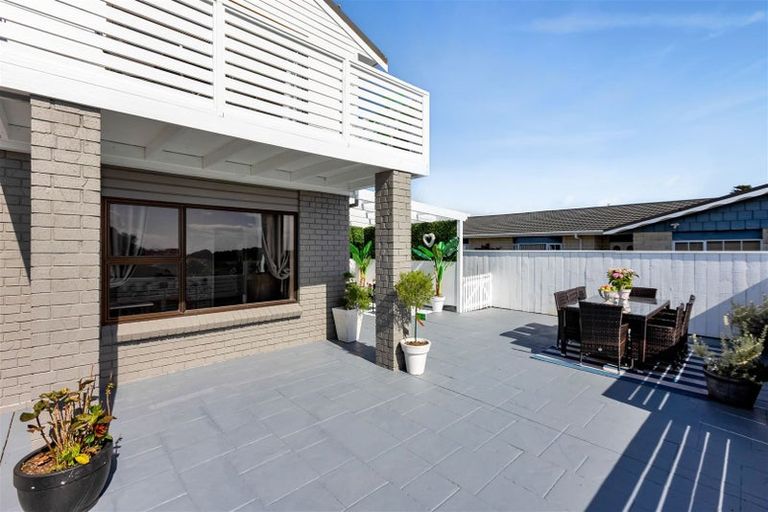 Photo of property in 142 Parklands Avenue, Bell Block, New Plymouth, 4312