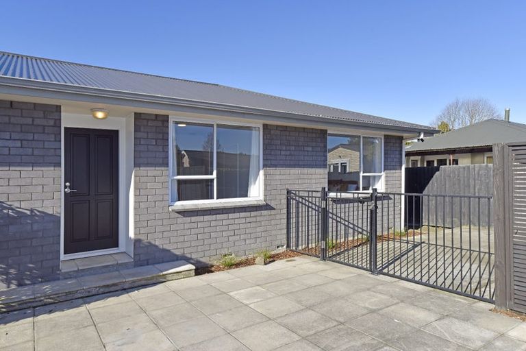 Photo of property in 2/19 Moreland Avenue, Papanui, Christchurch, 8053