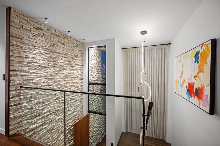 Photo of property in 3 Manawanui Way, Orewa, 0931