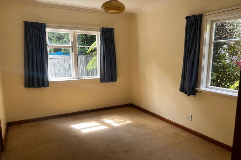 Photo of property in 4 Vennell Street, Brooklyn, Wellington, 6021