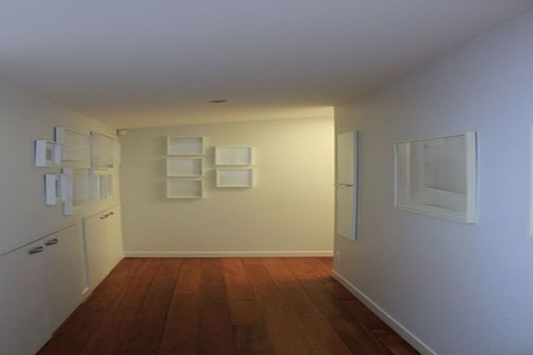 Photo of property in 45 Austin Street, Mount Victoria, Wellington, 6011