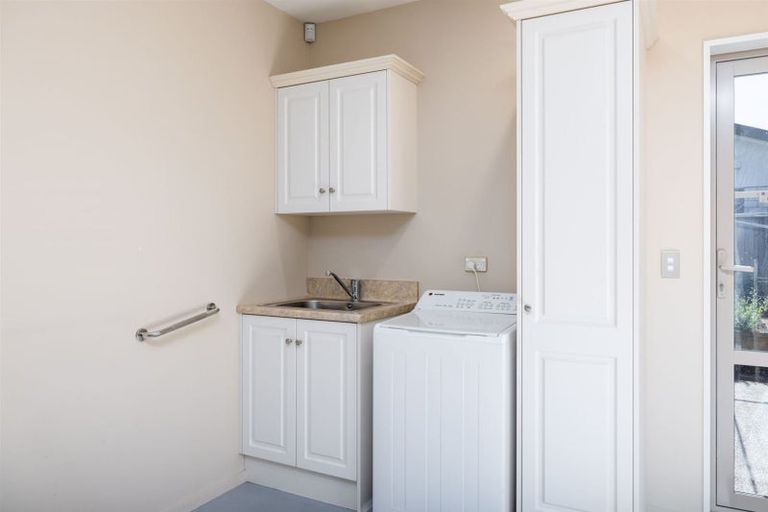 Photo of property in 1 Streamside Court, Woolston, Christchurch, 8062