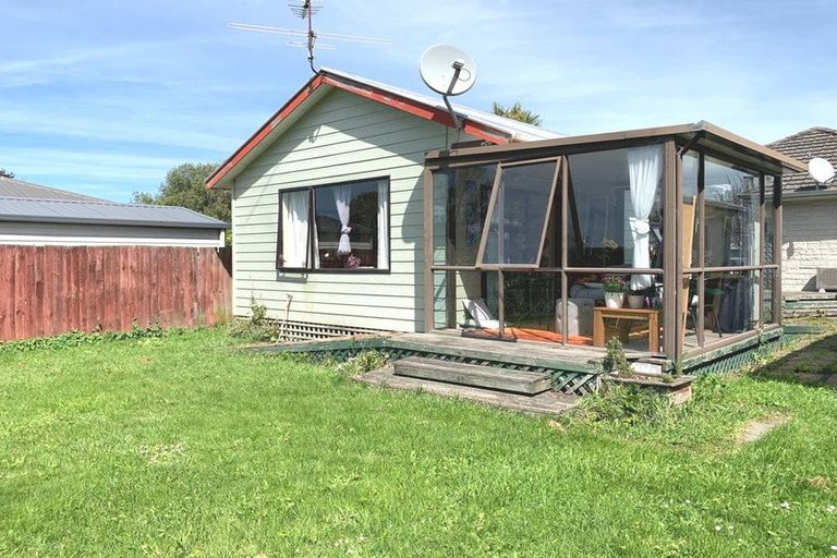 Photo of property in 48 Vagues Road, Northcote, Christchurch, 8052