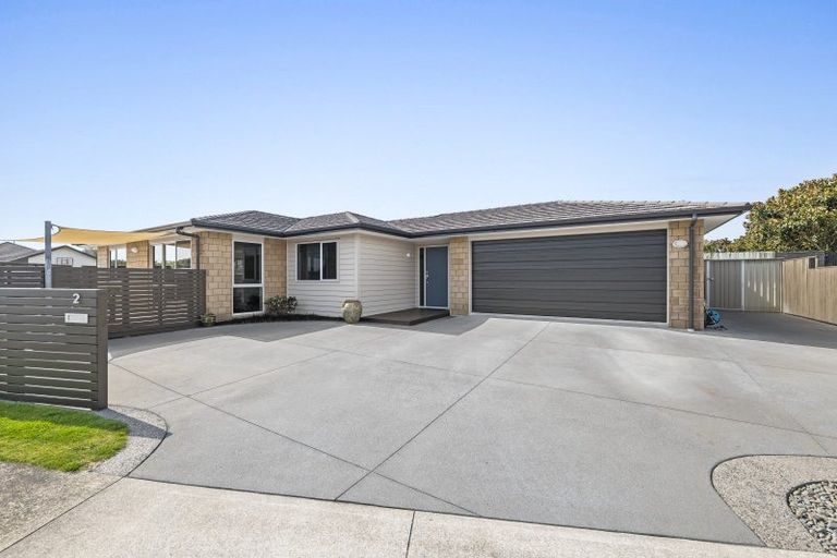 Photo of property in 2 Wentworth Lane, Waiwhakaiho, New Plymouth, 4312