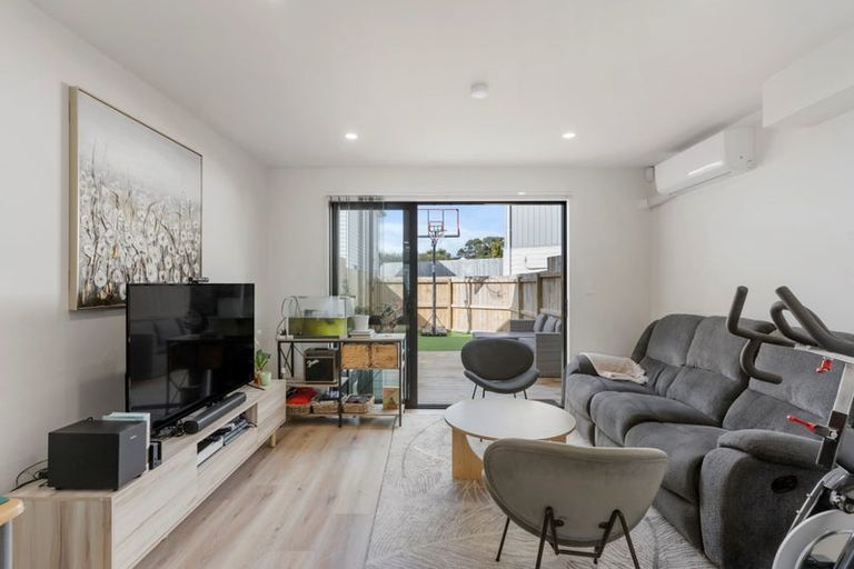 Photo of property in 12c Bowen Street, Manurewa East, Auckland, 2102