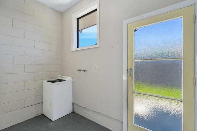 Photo of property in 1/220 Waimairi Road, Ilam, Christchurch, 8041