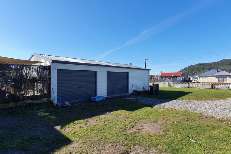 Photo of property in 48 Blake Street, Blaketown, Greymouth, 7805