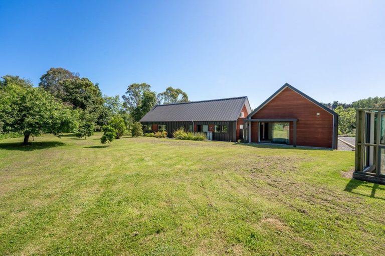 Photo of property in 107 Taylors Road, Otaki, 5583