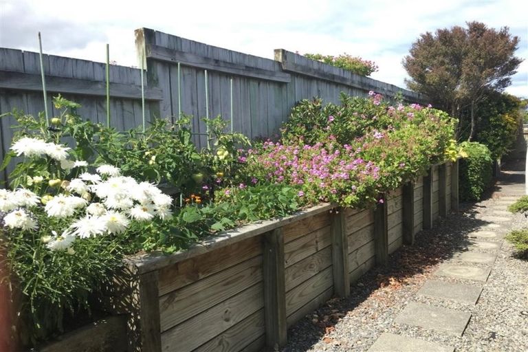 Photo of property in 34 Monarch Place, Paraparaumu Beach, Paraparaumu, 5032