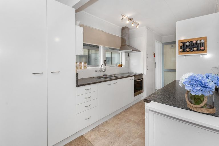 Photo of property in 40 Riverview Road, Huntly, 3700