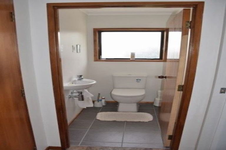 Photo of property in 53a Brandon Road, Glen Eden, Auckland, 0602