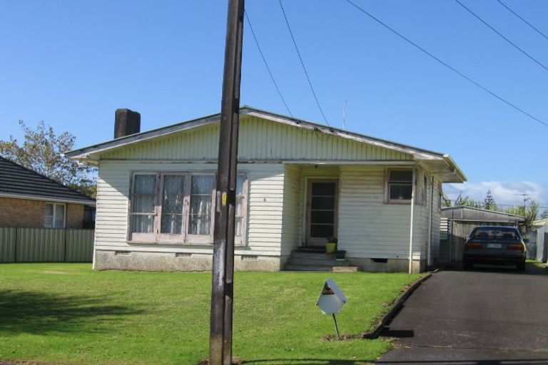 Photo of property in 6 Crown Crescent, Otara, Auckland, 2023