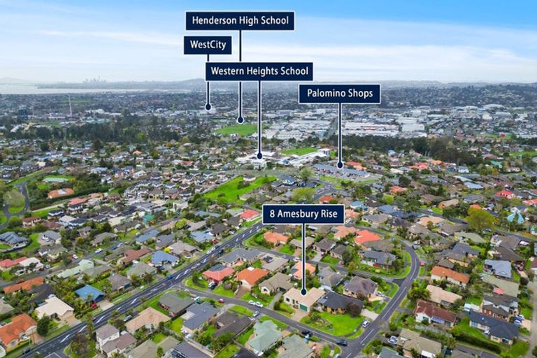 Photo of property in 8 Amesbury Rise, Henderson, Auckland, 0612