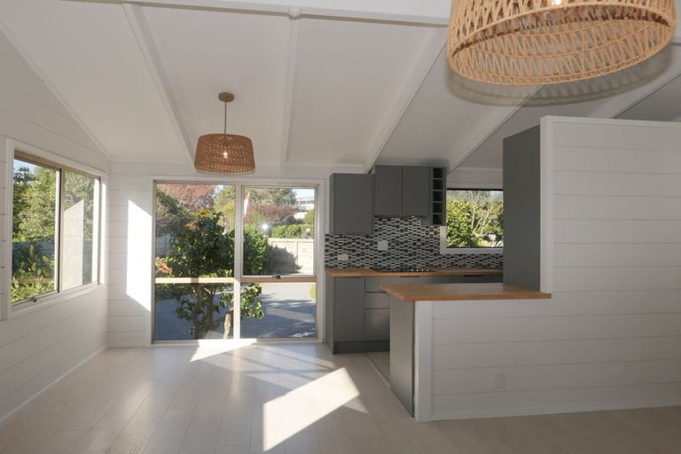 Photo of property in 1 Makora Road, Otaihanga, Paraparaumu, 5036