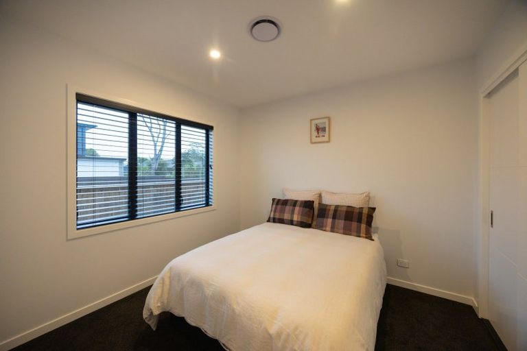 Photo of property in 11 Awanui Avenue, Hokowhitu, Palmerston North, 4410
