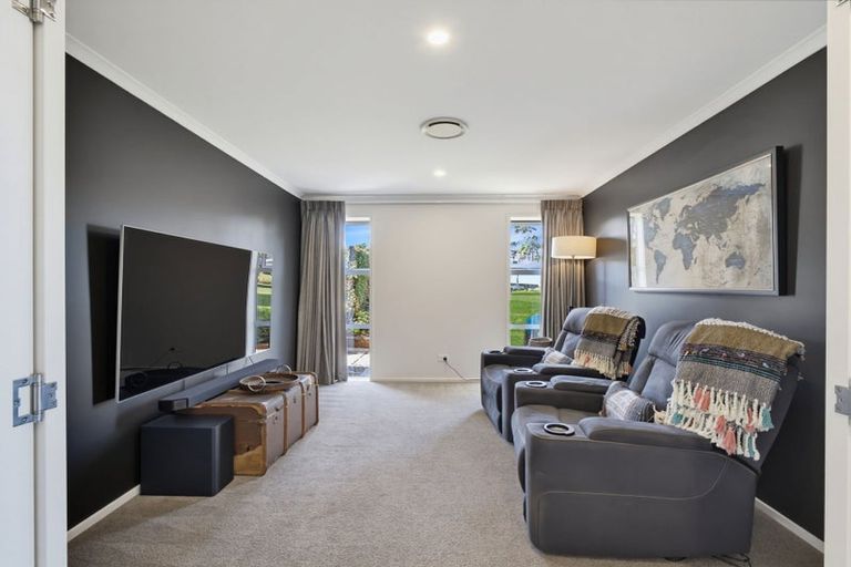 Photo of property in 96 Omana Avenue, Shelly Beach, South Head, 0874